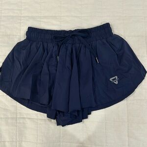 amazon flowy workout skort with built in shorts | size small!!